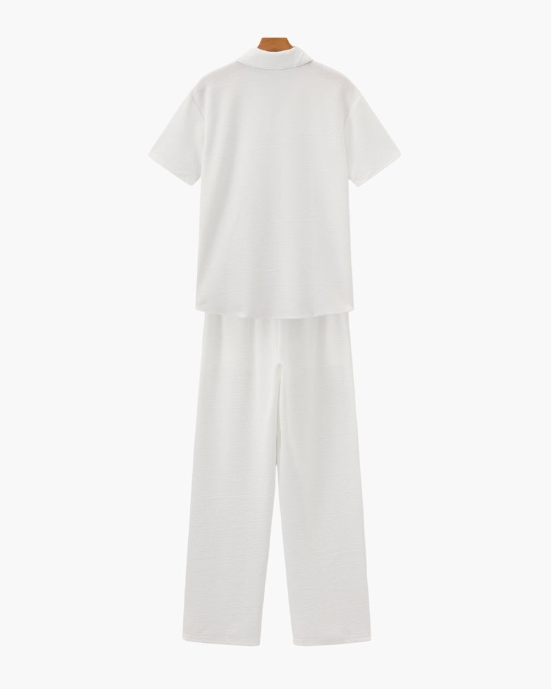A short sleeve top and matching pants for a relaxed everyday look.