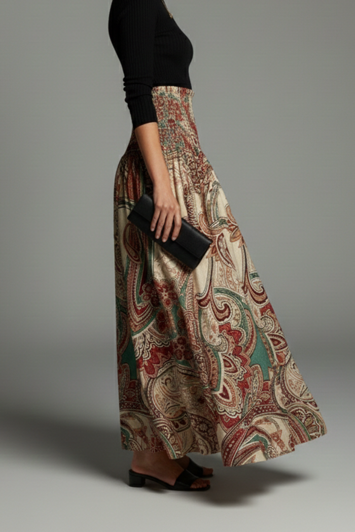 Side angle elastic waist skirt studio product