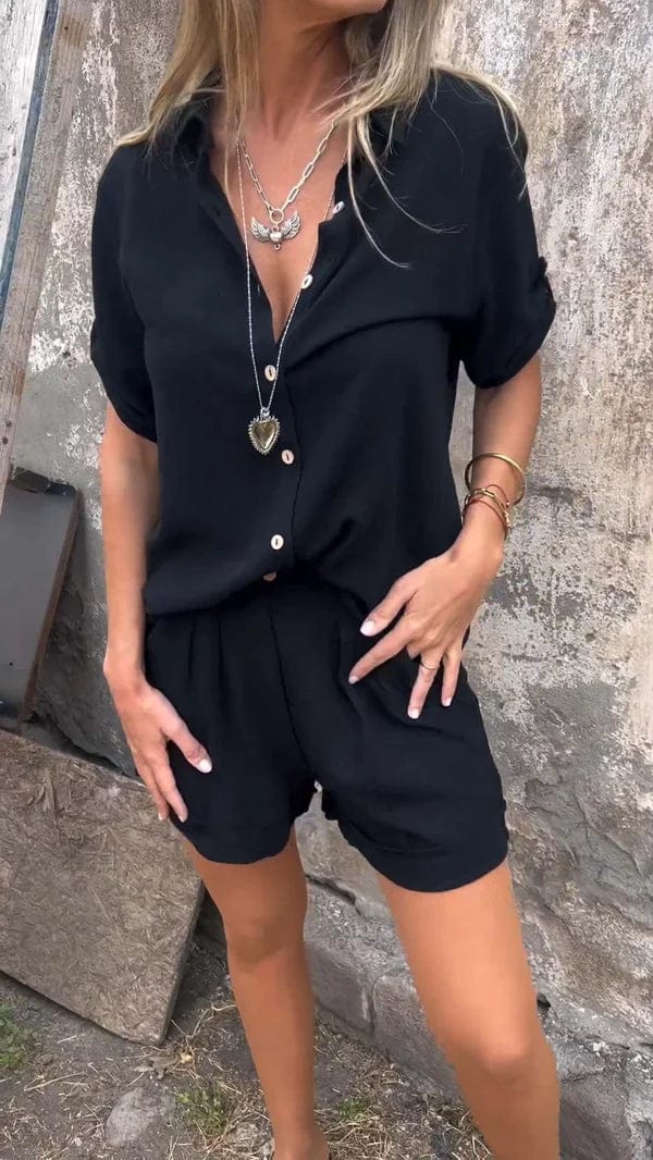 Female model in a casual two-piece summer outfit against a clean background.
