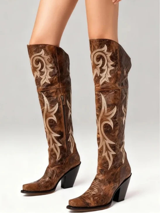 Fenninyra | Women's Brown Boots — 1