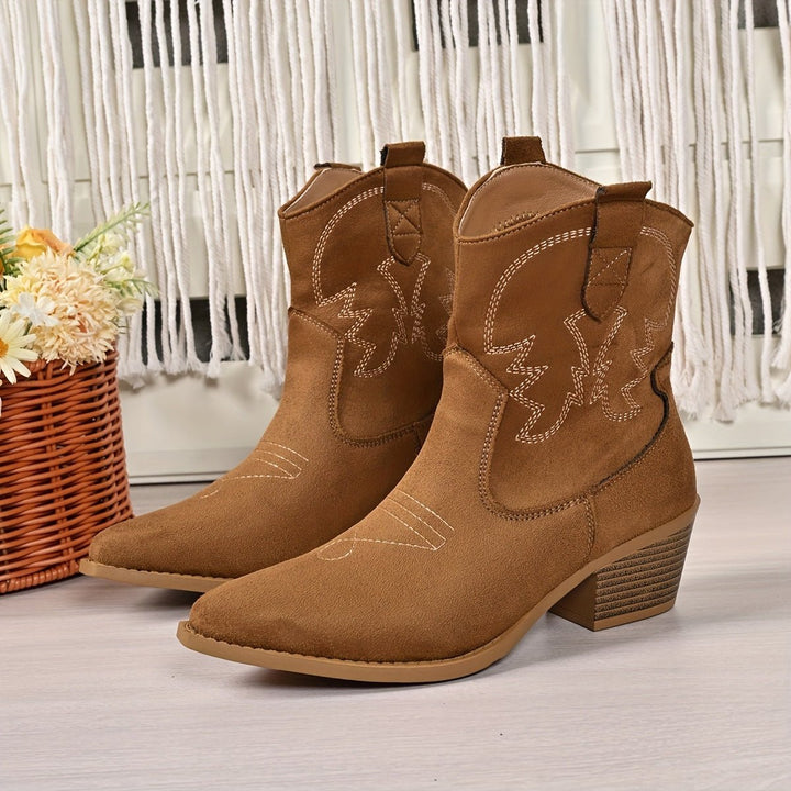 Fioelle | Women's Classic And Comfortable Western Cowboy Boots — Light Brown