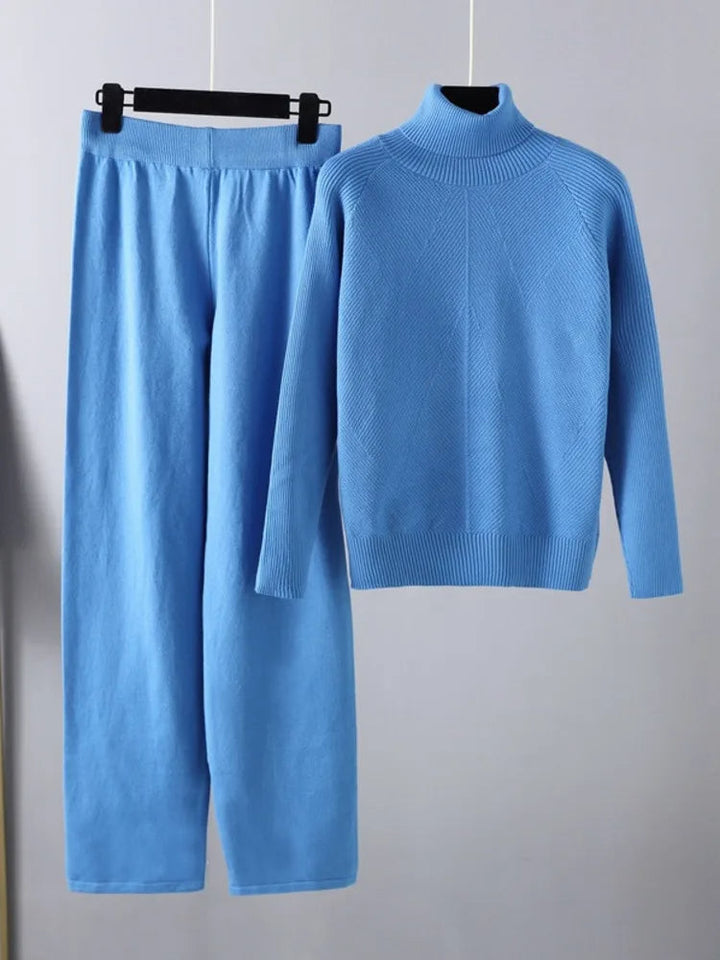 Galiadora | Women's Matching Complete Two-Piece Cable Knit Lounge Set — Blue