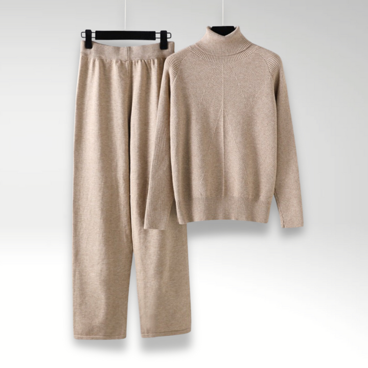 Galiadora | Women's Matching Complete Two-Piece Cable Knit Lounge Set — Taupe