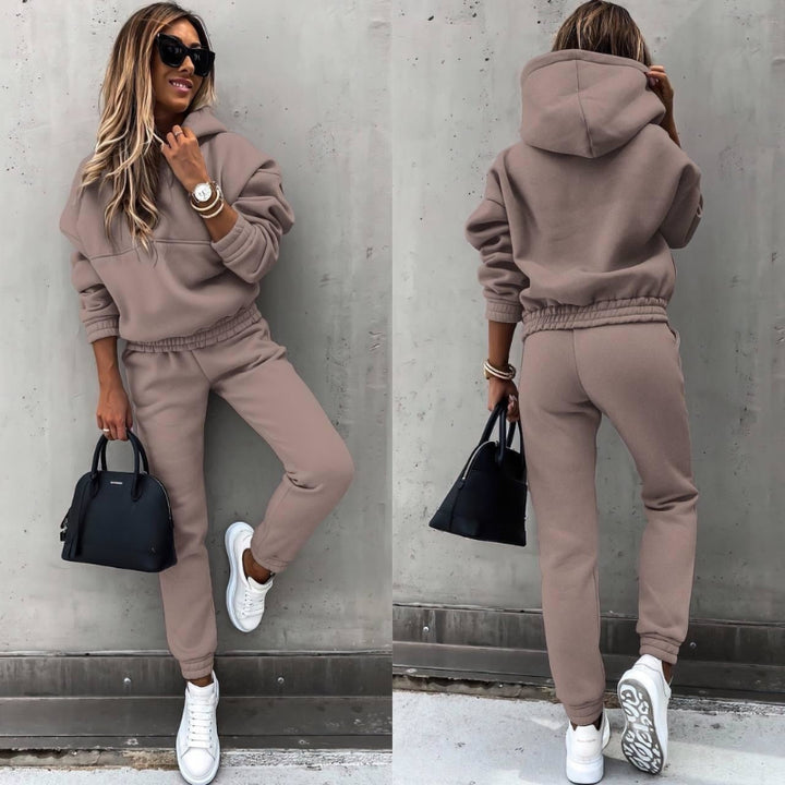 Galindique | Women's Matching Fleece Hoodie Two Piece Set with Drawstring Hood Kangaroo Pocket Relaxed Jogger Casual Style — Camel