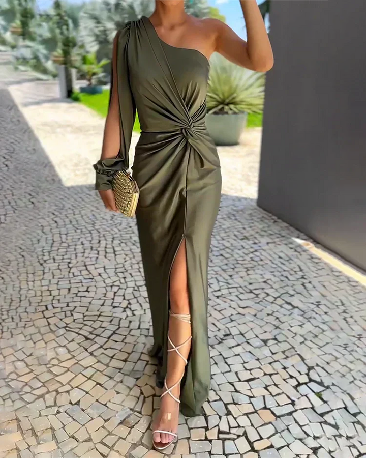 Ivomora — One-Shoulder Maxi Dress with Pleated Detail