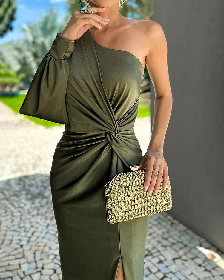 Ivomora — One-Shoulder Maxi Dress with Pleated Detail