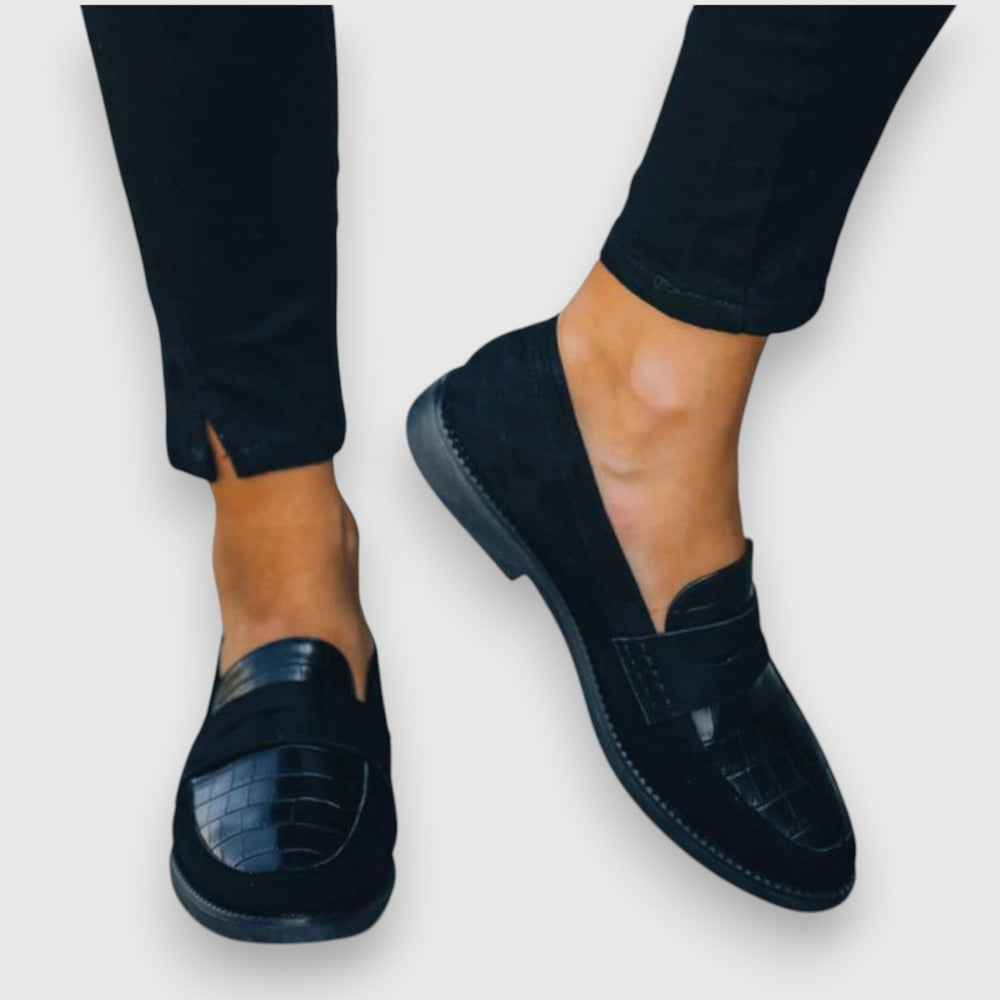 Lyraara | Women's Orthopedic Comfort Slip-On Orthopedic Loafers — 2