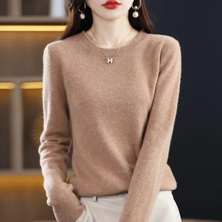 Marloine | Women's Cozy Classic and Comfortable Cashmere Crew Neck Sweater — Deep Camel
